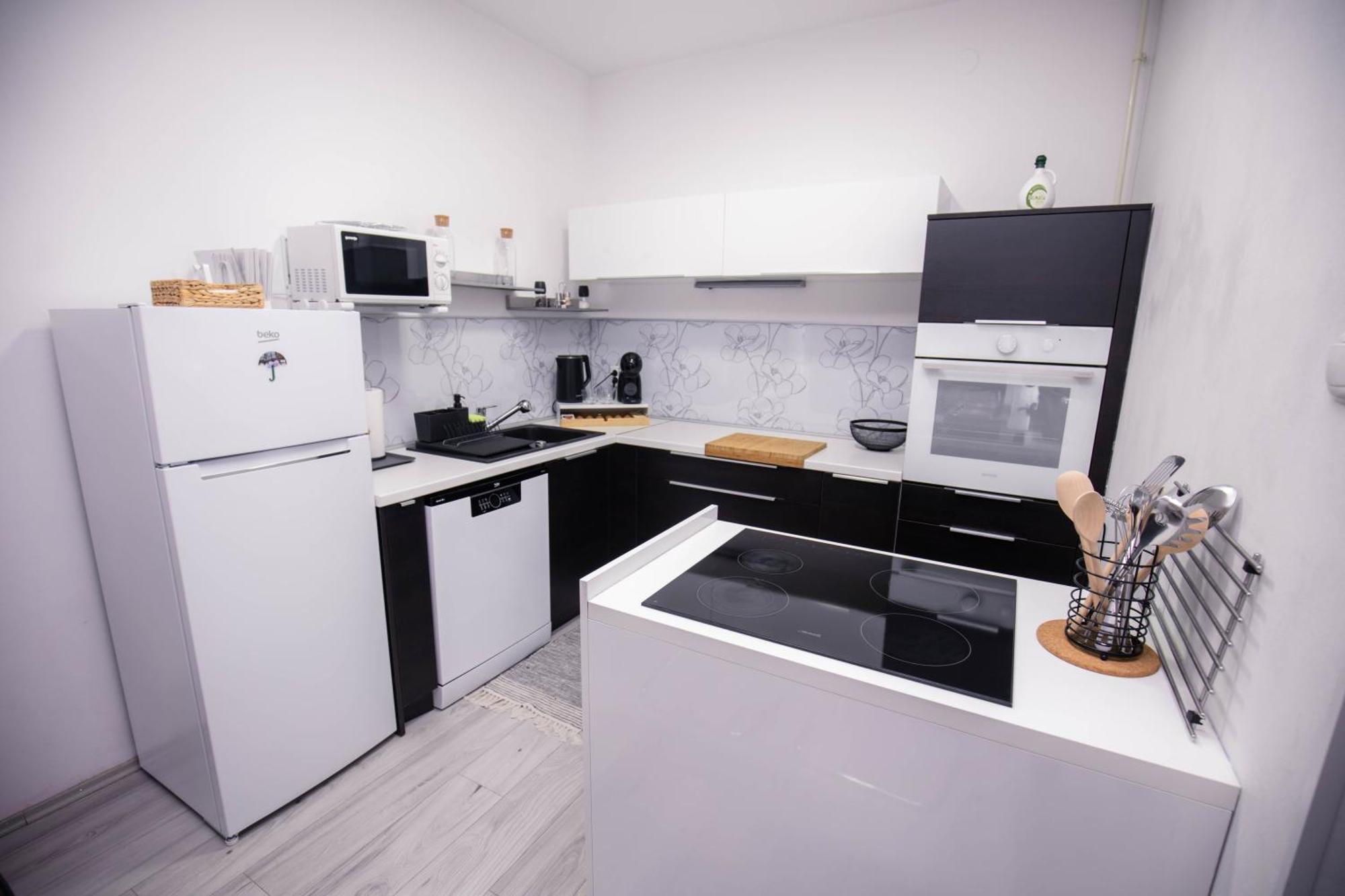 Apartman Day Apartment ชาโคเว็ค ภายนอก รูปภาพ