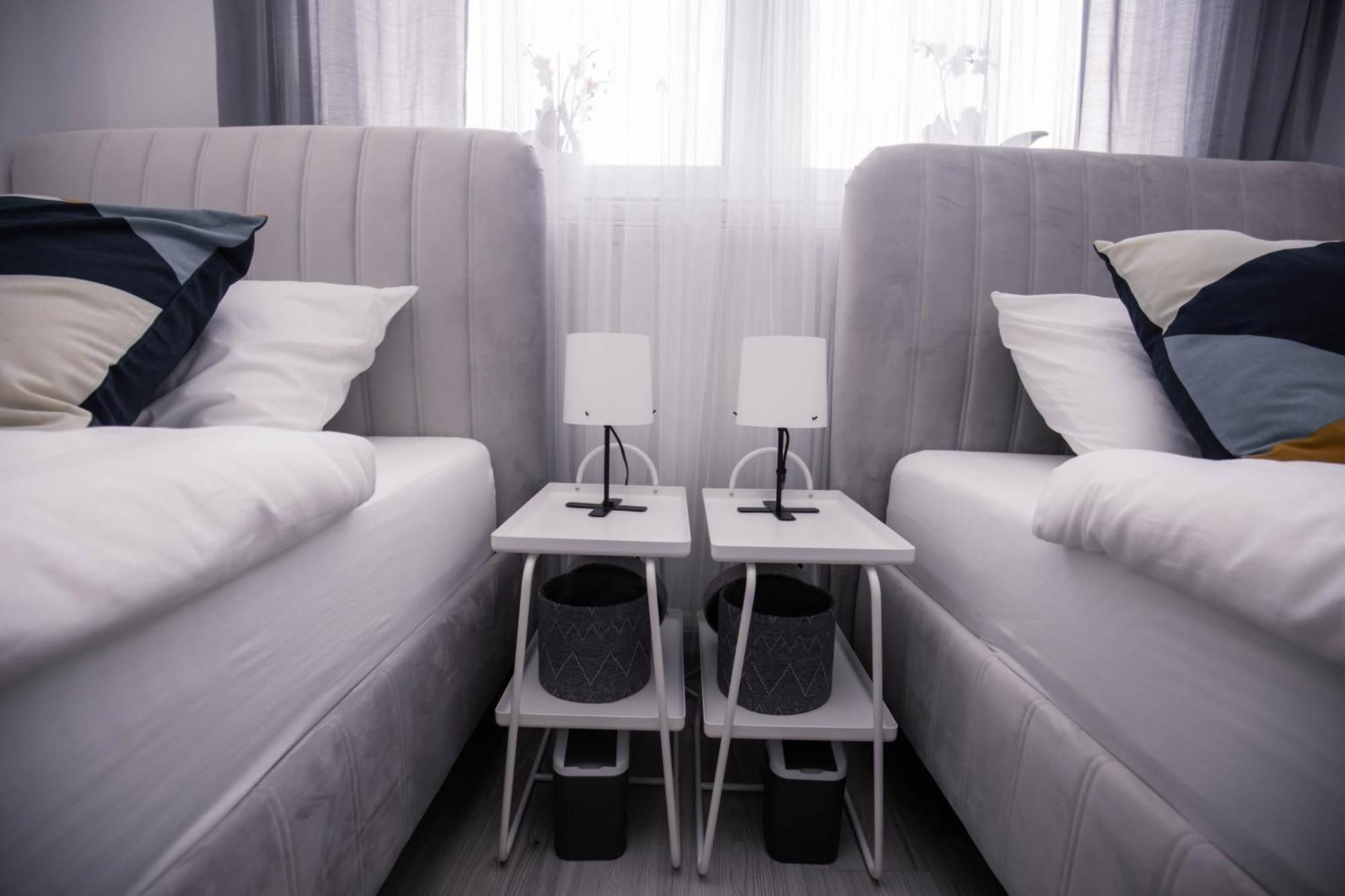 Apartman Day Apartment ชาโคเว็ค ภายนอก รูปภาพ
